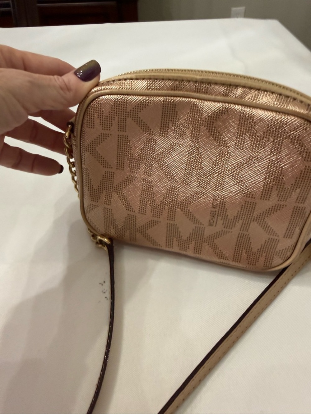Michael Kors Blush rose gold Pink Signature MK Crossbody - Picture 5 of 10